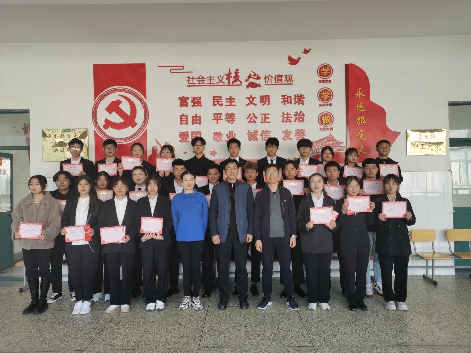 EB657D326626EA95EEDA6E27F133CBAF.png